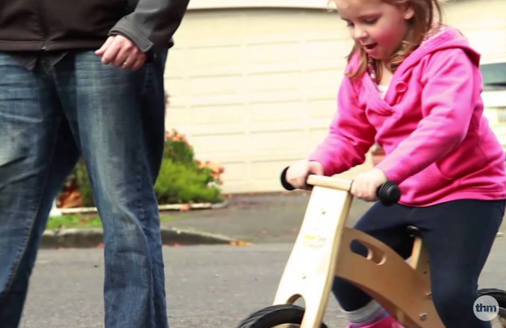 Smart-Gear-Classic-Balance-Bike-Banner-The-Honest-Mommy